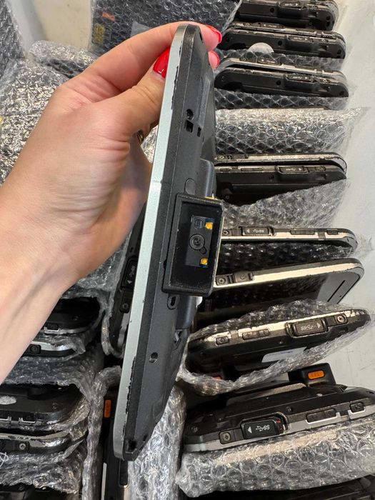 Panasonic ToughBook FZ‑S1 – міцний планшет для роботи є кількість