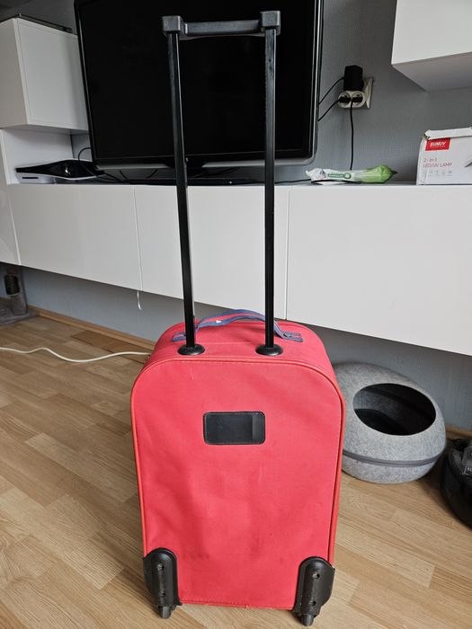 Walizka kabinowa podręczna mała