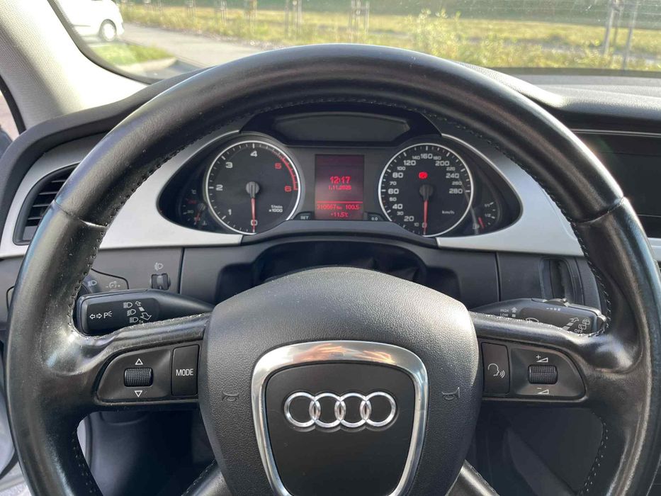 Audi A4B8 2.0TDI 143km