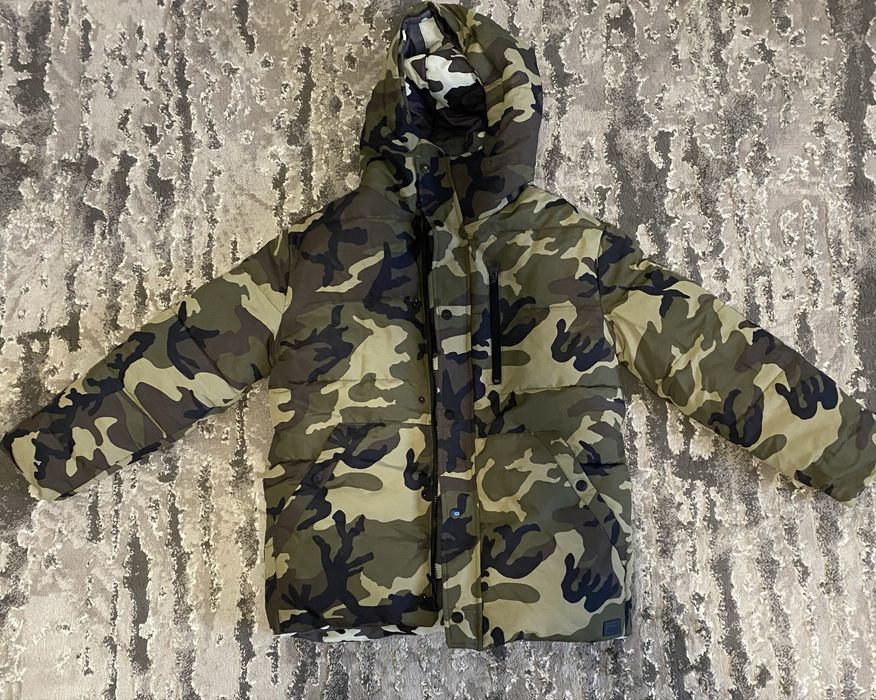 Двусторонняя куртка Zara Boys камуфляж р. 140 (10 лет) демисезон/зима