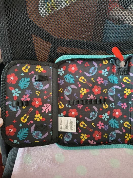 Piórnik stitch jak nowy