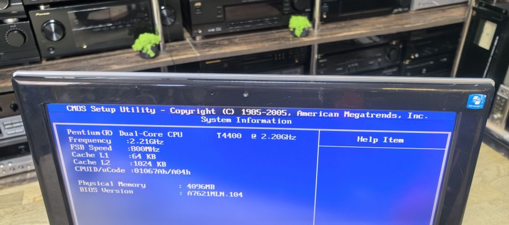 Моноблок Medion MD8850/Pentium T4400/Ram 4Gb /HDD no