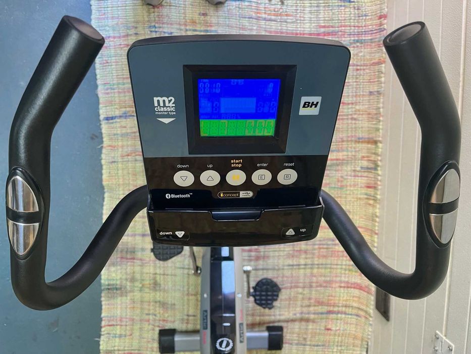 Bicicleta  fitness - BH ARTIC DUAL - H674UB - Excelente estado