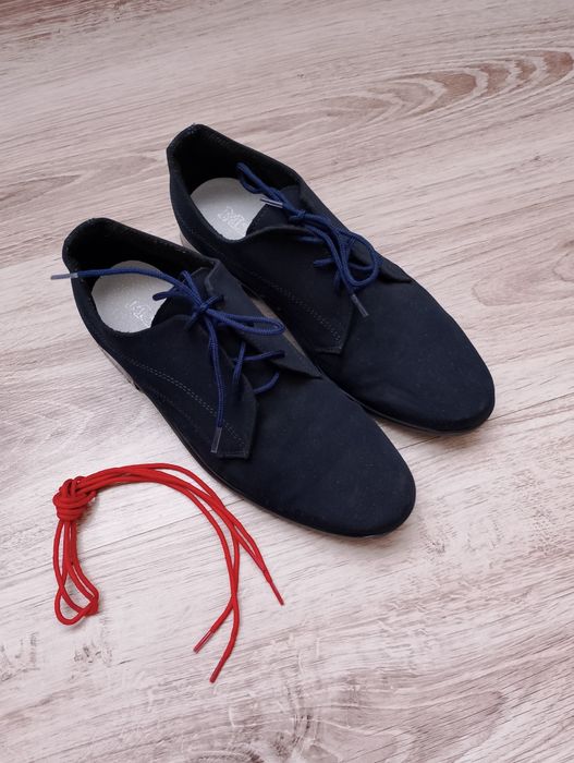 Eleganckie buty chłopięce 31