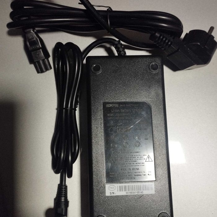 Cabos de carregamento.