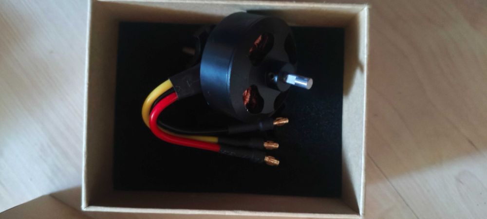 Silnik Bezszczotkowy RC 1050KV