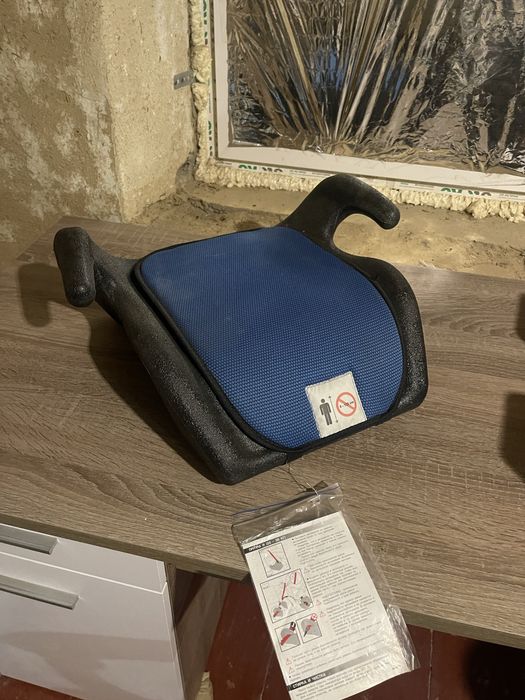 Продам бустер зріст від 125 см