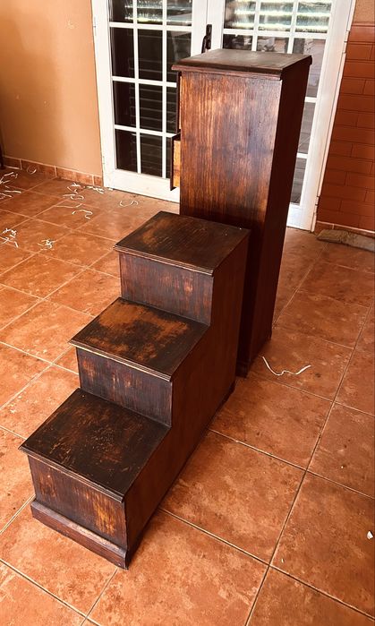 Conjunto de 2 moveis