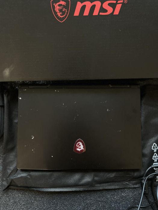 Laptop MSI GL65 9SD-220XPL I7-9750H/8GB/512GB/GTX1660TI
