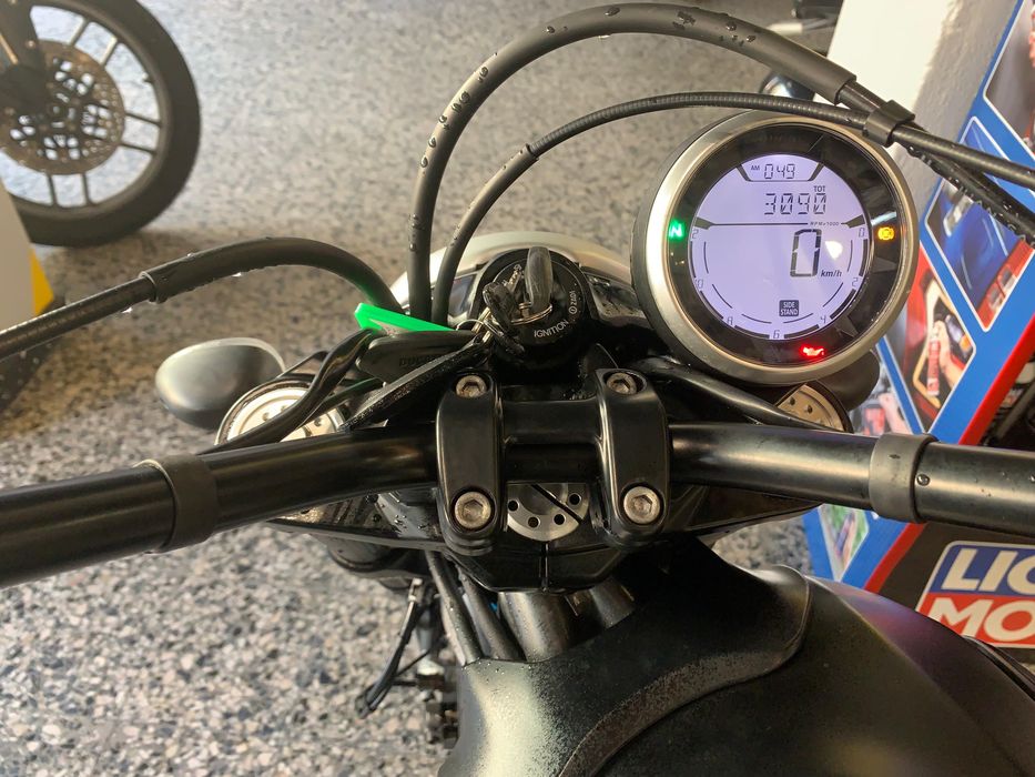 Ducati Scrambler 800 com apenas 3090 Kms