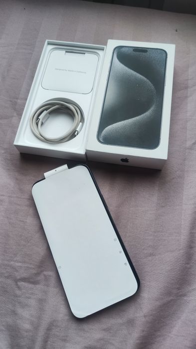 iPhone 15 pro max 256 как новый