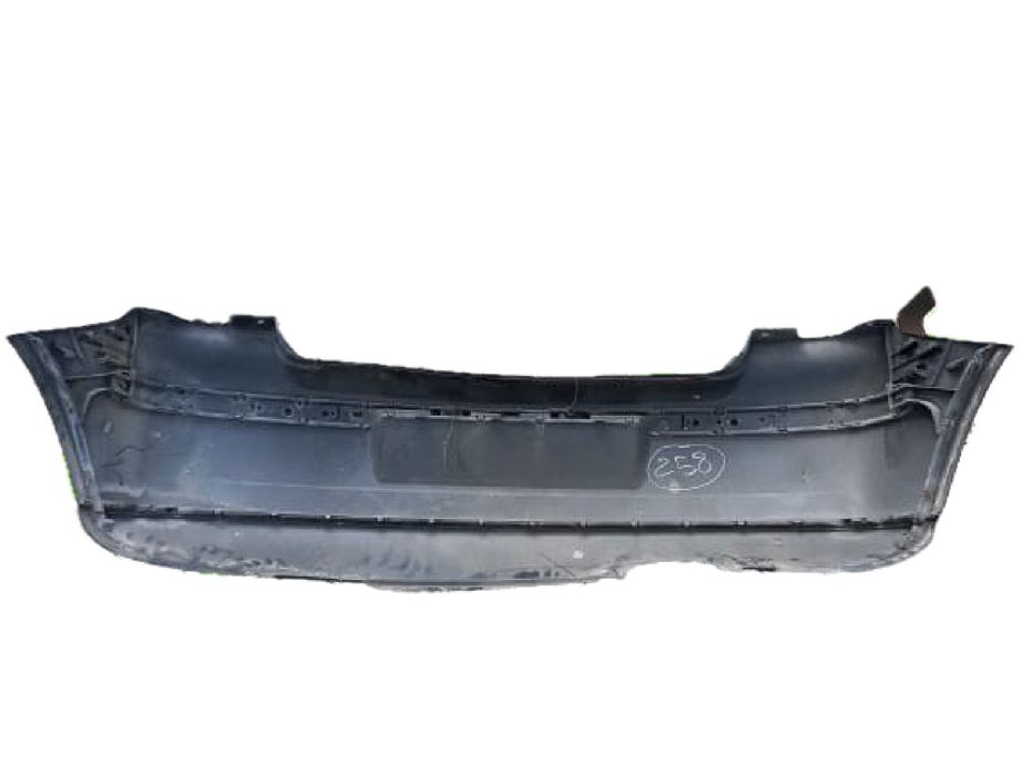 Pára-choques trás VOLKSWAGEN Polo (9N)