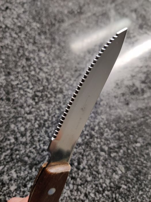 Conjunto de 6 Facas de Carne / Churrasco com Cabo em Madeira