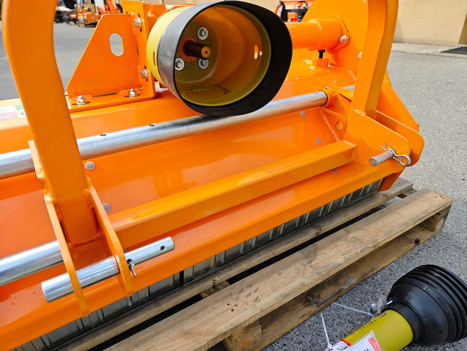 Triturador Deslocável 1.6m LINCIONE-160SP - 40-60cv - Novo c/Cardã