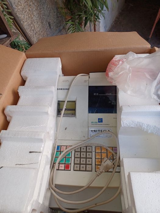 Maquina registadora antiga