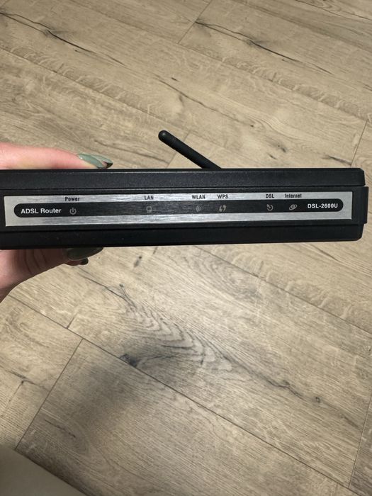 Бездротовим ADSL2+ модем-роутером D-Link DSL-2600U