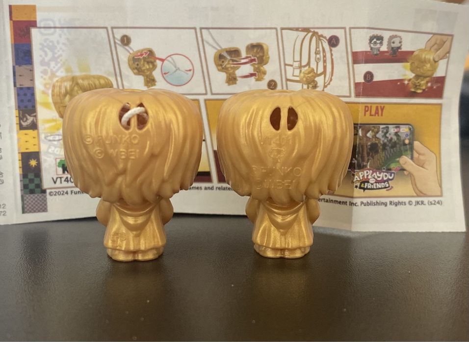 Рідкісна фігурка золотого Гаррі Поттер кіндер джой