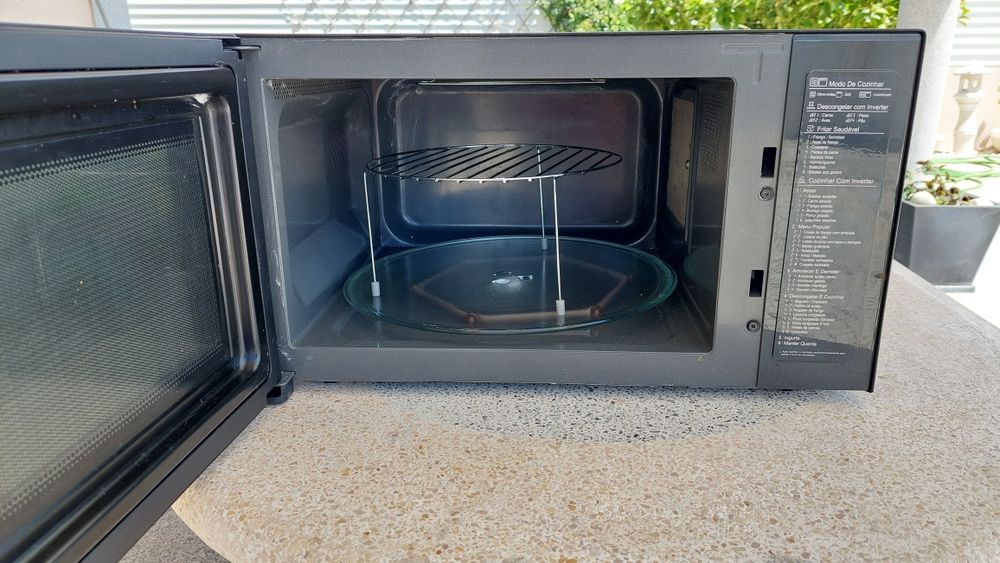 Microondas Lg NeoChef 32L