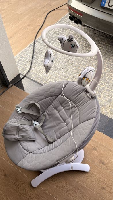 Esperguiçadeira Cadeira de embalar lionelo