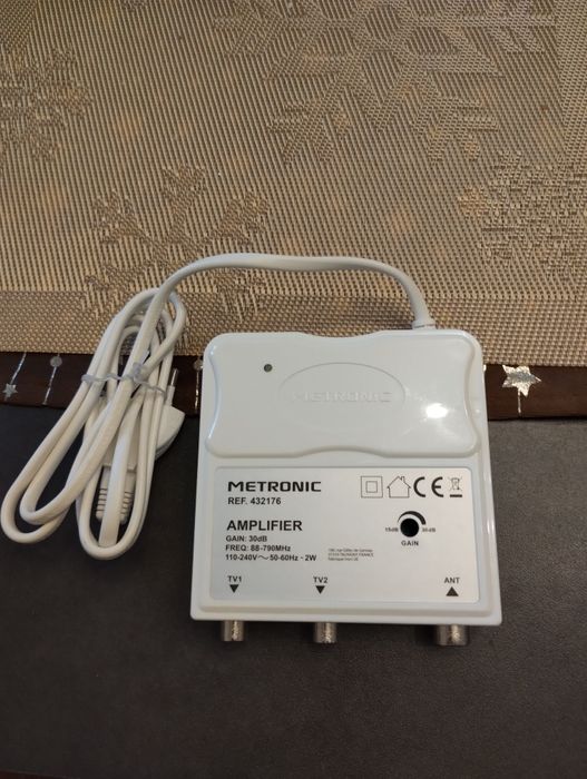 Wzmacniacz antenowy Metronic 432176