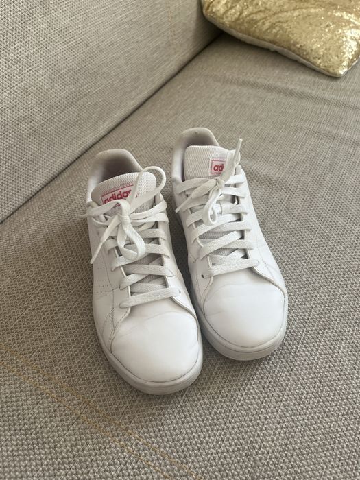 Adidasy adidasa biale