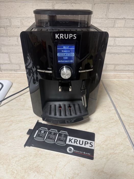 Кавомашина Krups EA82 compact