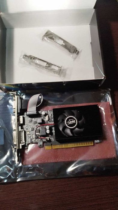 Видеокарта  NVIDIA GT610 2GB новая