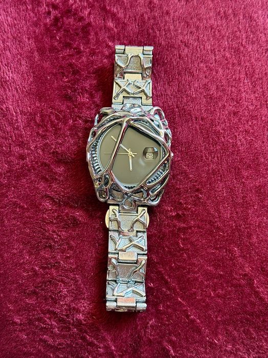 Nowoczesny zegarek Pintime