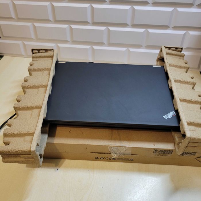 i7 12 ядер 4.6Ггц RTX 3000 6gb RAM 32 DDR4 SSD m2 512 батарея 7часов