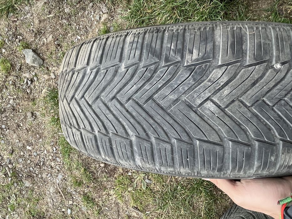 Шини зима 205/55 r16