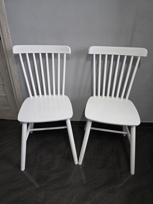 Krzesła drewniane białe Homla NOWE