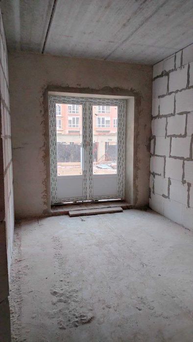 Здана, готова до ремонту 2 к квартира на 1 поверсі