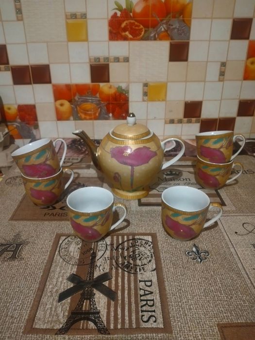 Вінтажний чайний сервіз Royal Ceramics England, фарфор, маки