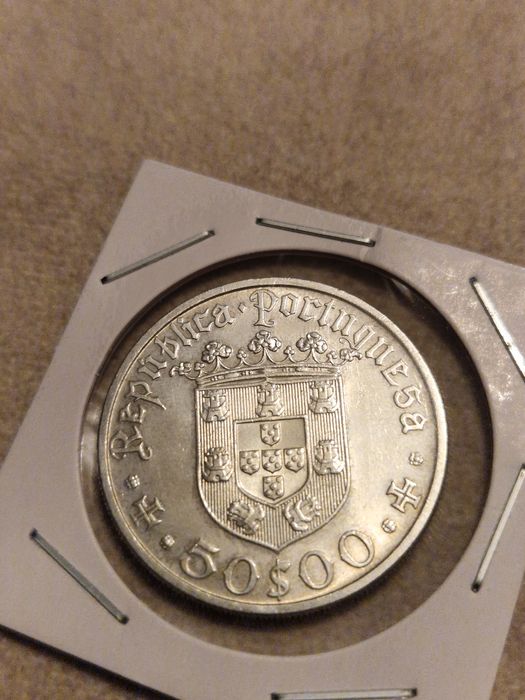 Moedas de 50 Escudos em prata 22€ cada