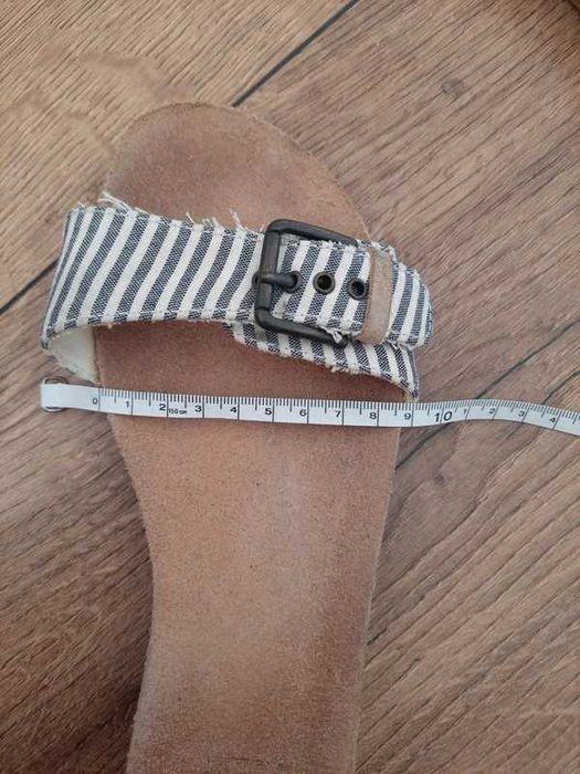 Klapki Pull & Bear 38 Z klamra