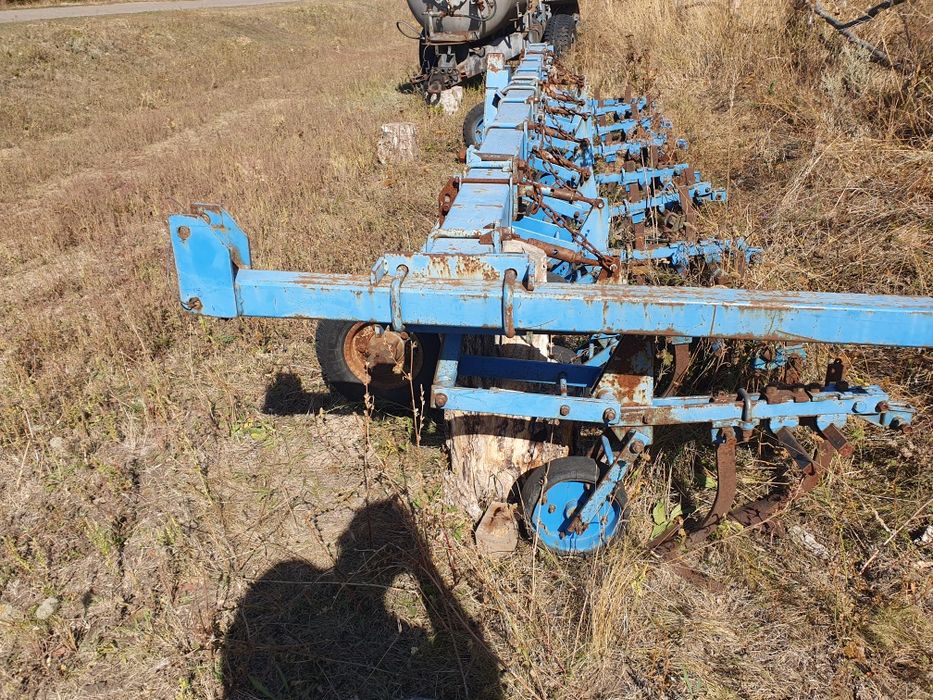 Прополочний культиватор КРН-5,6 .