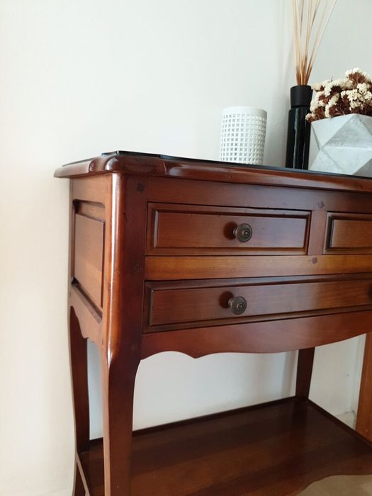 Consola em cerejeira