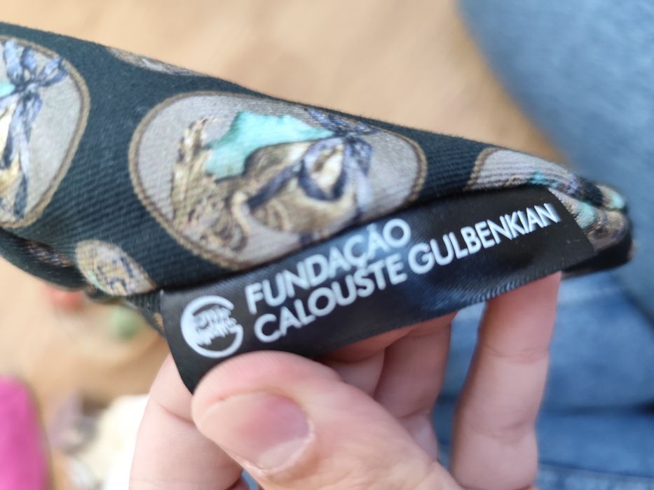 Bolsa / nécessaire preta fundação Calouste gulbenkian