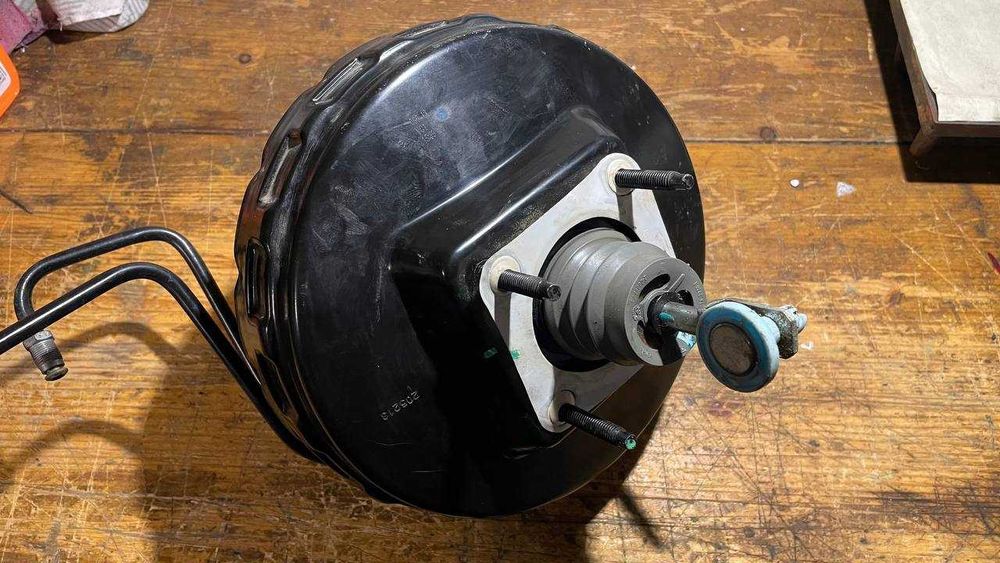 Вакуумний підсилювач ford escape mk2 2013-2016 /гальмівний циліндр