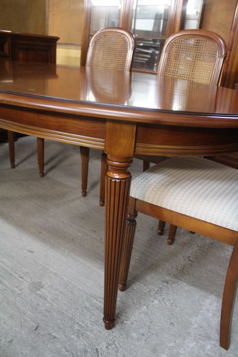 ... Ładny Stylowy Stół + 6 Krzeseł ...