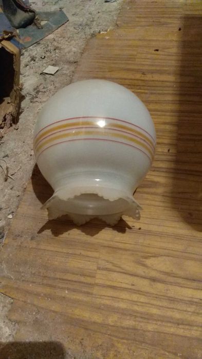 lampa oświetleniowa z zapasowym kloszem