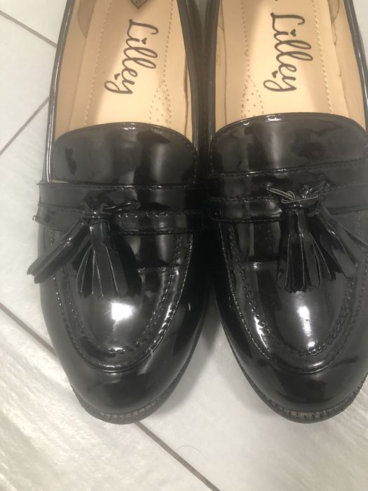 ……Лофери лаковані…..