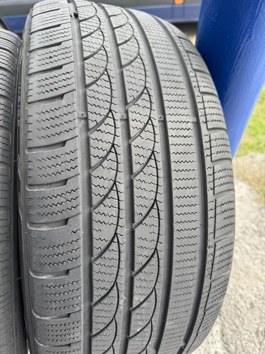 Зимові шини IMPERIAL 235/45 R18