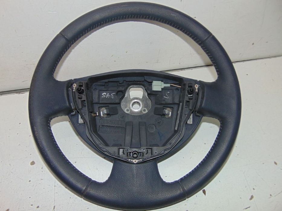 Renault 9/11 / Clio volante