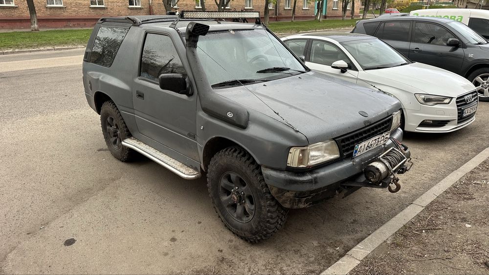 Opel Frontera 2.0 бензин