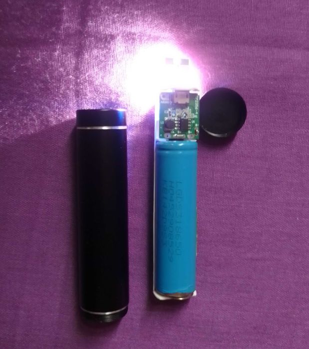 Повербанк с аккумулятором 18650