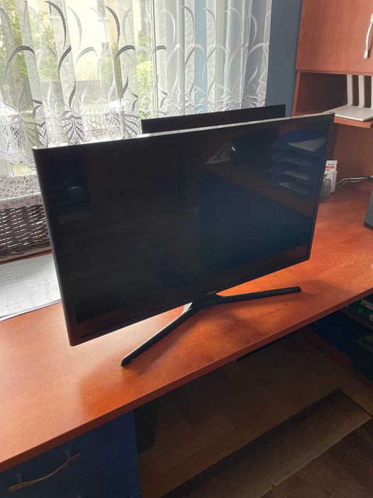 Monitor z funkcją telewizora Samsung T32H390FEV 32'' cale DVB-T2 1920 x 1080 (Full HD)