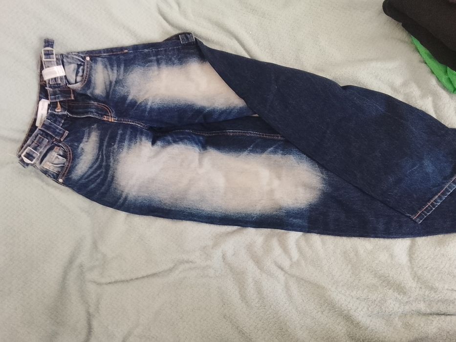 Spodnie jeansy 32 Bershka