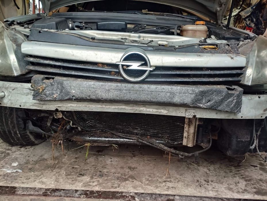 Авто Опель Астра після ДТП