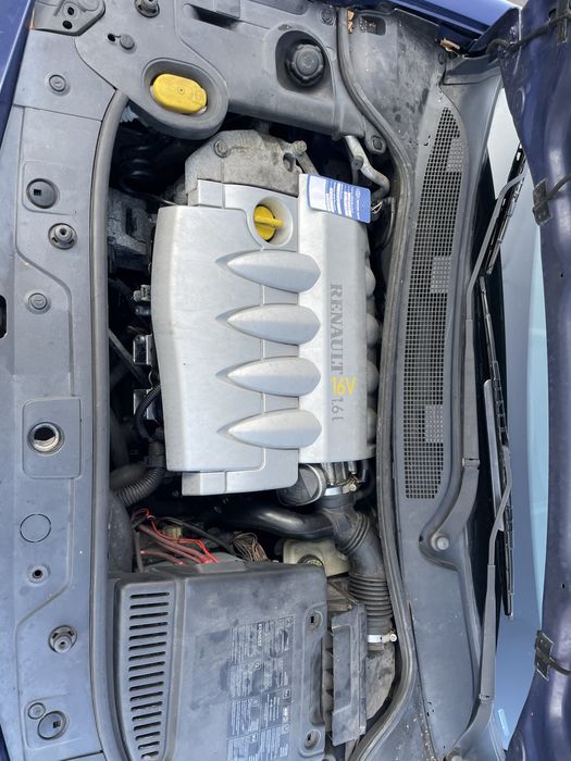 Renault Megane 1.6–100tys km.- klima-karmann